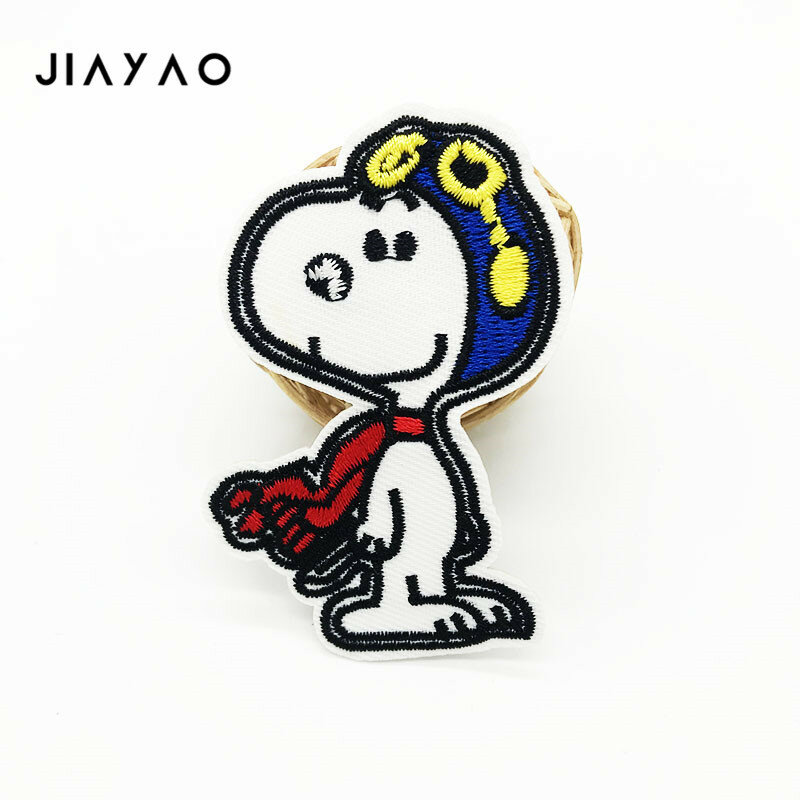 Snoopy raposa remendo de ferro no bordado remendo costura dos desenhos animados das crianças diy personalidade emblema remendos em roupas