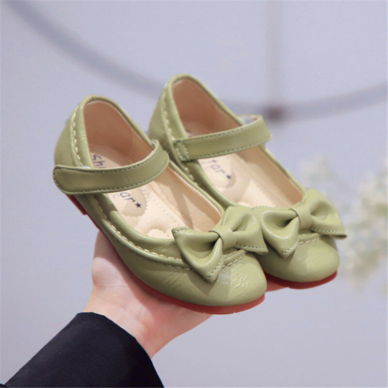 Zapatos únicos para niñas MXHY 2020 primavera nuevos zapatos coreanos de princesa con moño suave para niños zapatos de cuero antideslizantes salvajes de moda para niñas