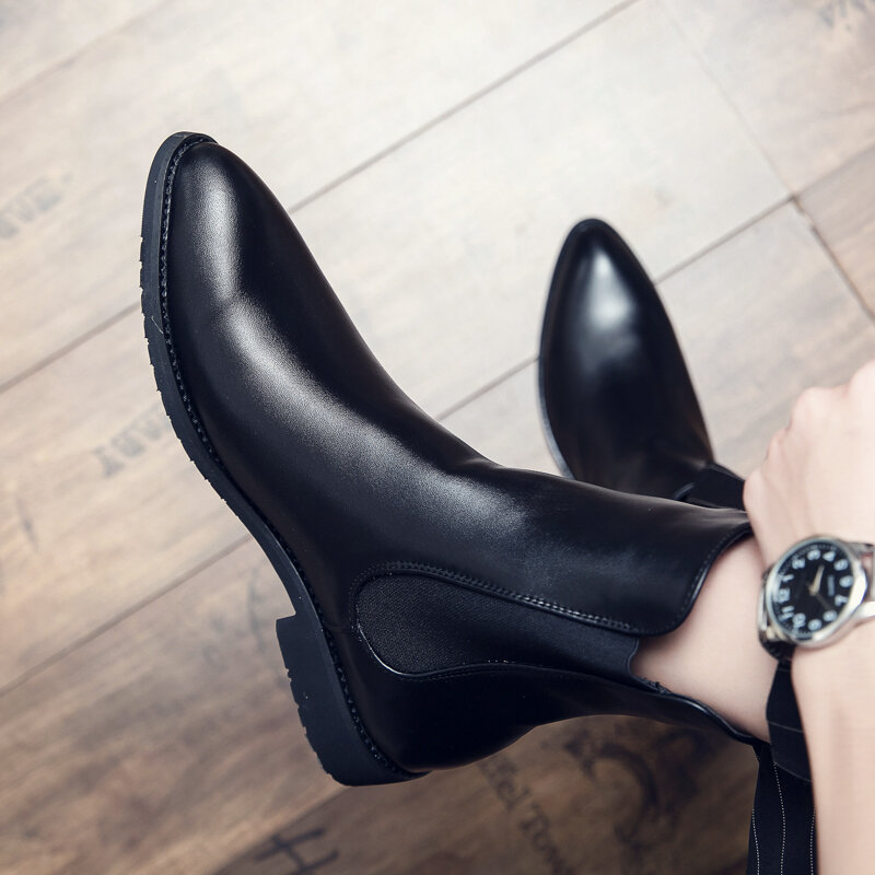 Novo design italiano chelsea botas homens marca de luxo couro genuíno plataforma tênis moda deslizamento em vestido preto apartamentos 38-48 tamanho