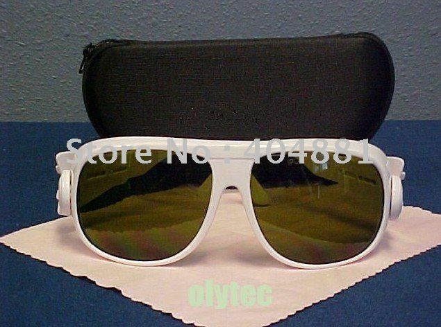 Защитные очки IPL (190-2000 нм. Od 4 + CE) с чистящей тканью и черный Жесткий Чехол