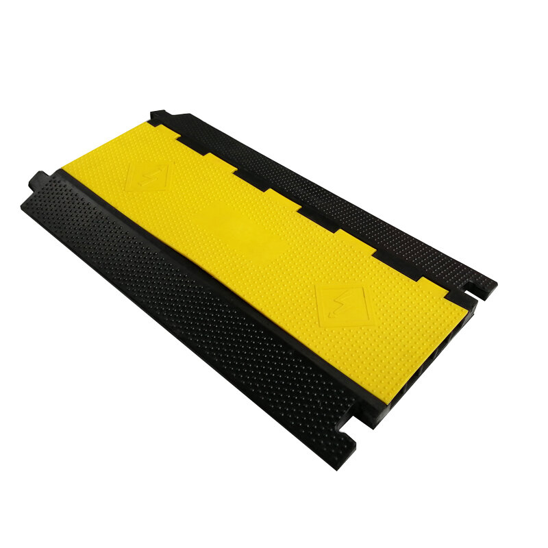 5 Channels PVC Lid Flexible Road Rubber Floor Cable Protector Ramp Speed Bump