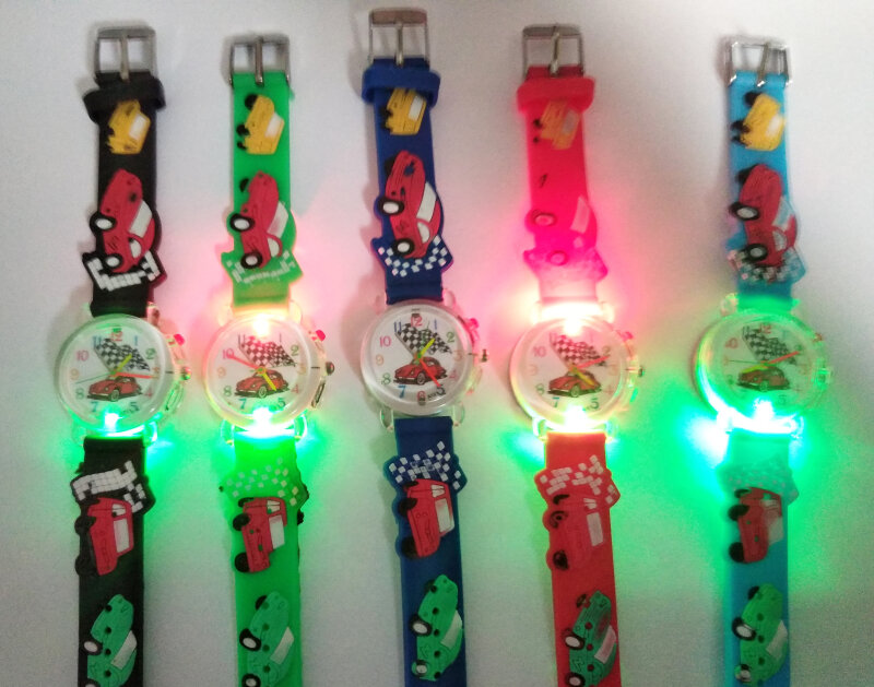 Часы детские, с силиконовой подсветкой, для мальчиков, с машинками из мультфильма, подарок для детей, 2020