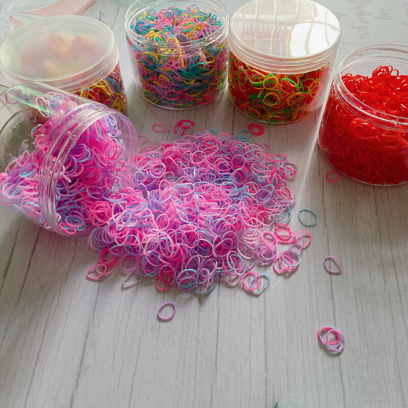 Bandas de borracha de silicone descartáveis para crianças, laços elásticos para a escola, corda de cabelo colorida, goma pequena, atacado, 1500 unidades por pacote