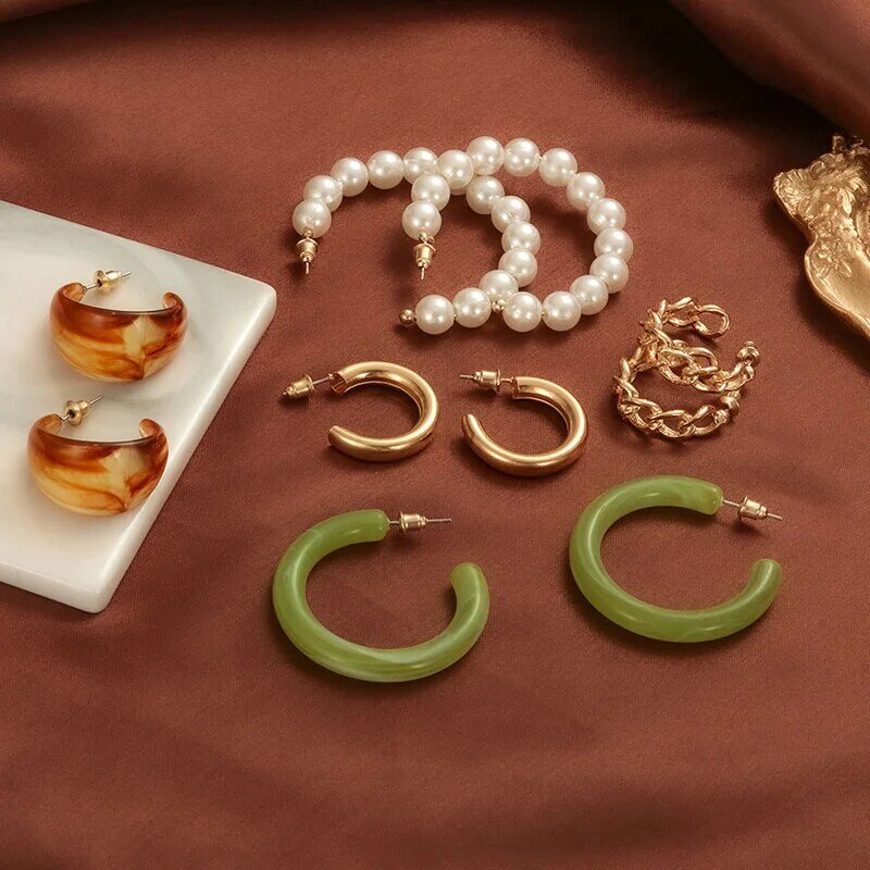 Trendy Gold Big Circle Hoop Women's Earrings Acrylic Geometric Pearl Dangle Drop Earrings Set For Women Fashion Jewelry
