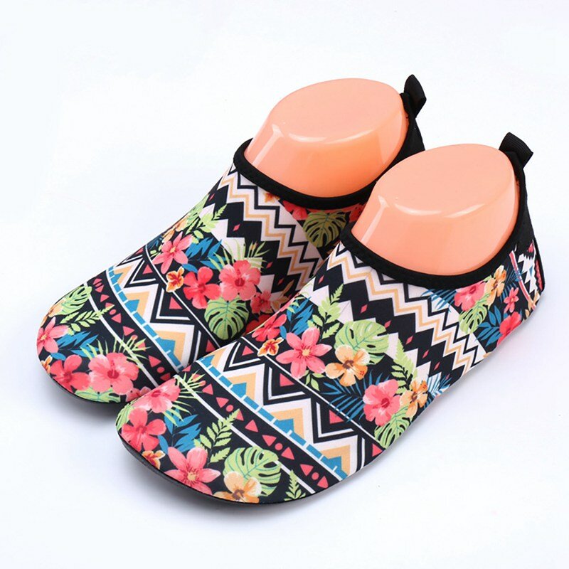 Women's Quick-Drying Aqua Shoes Kid's Sneaker Swimming Surf Sea Slippers Soft foldable Beach Water Shoes