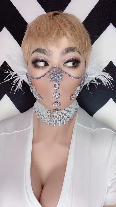 패션 라인 석 마스크 파티 쇼 의상 성능 저녁 클럽 댄스 착용 가수 의상 돌 얼굴 마스크