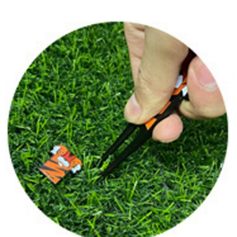 ゴルフグリーンフォーク耐久性のある傷防止亜鉛合金漫画タイガーパターンゴルフピッチ修理ツールゴルフスポーツ用ディボットツール
