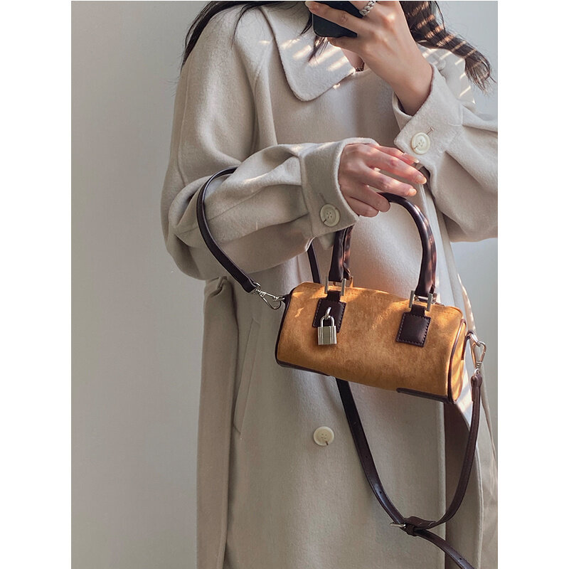 Prezzo speciale! 2021 New Fashion Women lock borsa a cilindro in velluto cuscino borsa da donna borsa a spalla singola mini borsa portatile