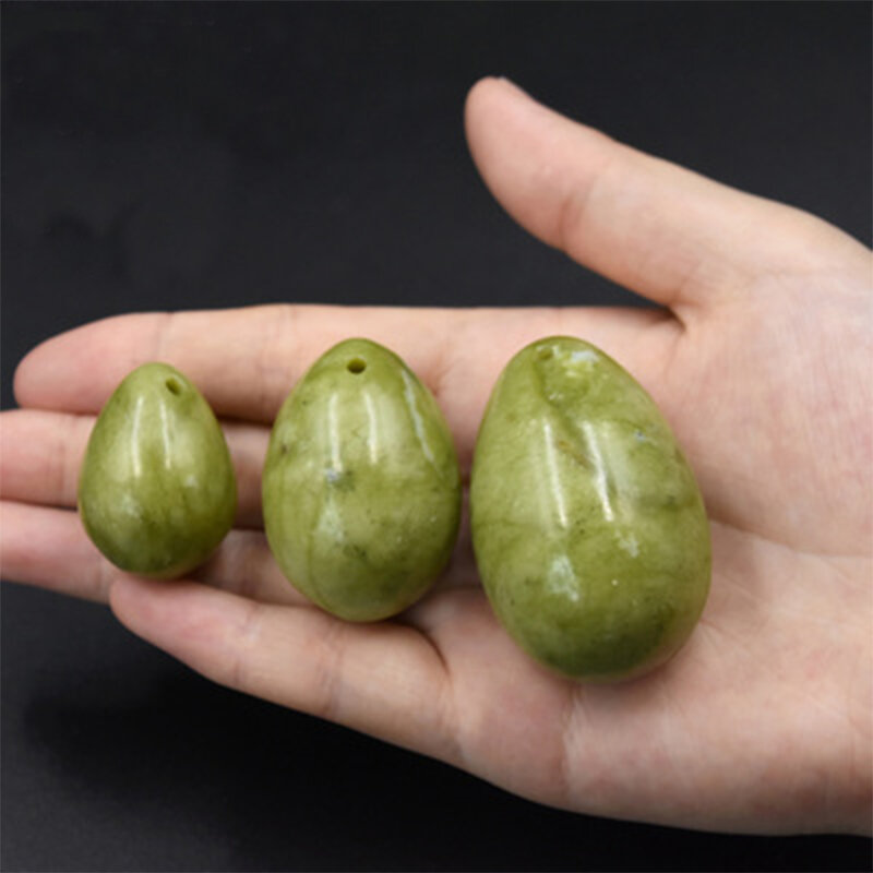 Yoni Ei grüne Vagina natürliche Jade Eier Set Vagina straffende Ball Muskeln Zauberstab Frauen Kegel Übungs gerät gebohrt Massage stein