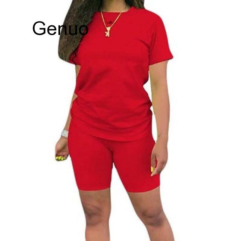 Two-piece Solid Color Women's Clothing. Short-sleeved Crew Neck T-shirt And Tight-fitting Shorts. Simple Style Tracksuit Outfit