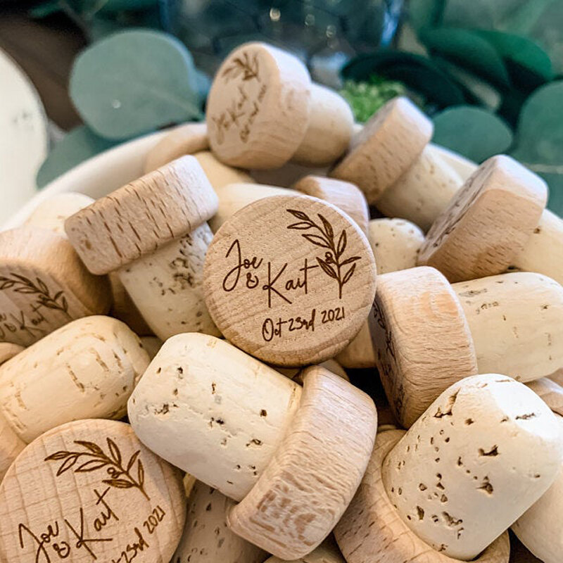 Tapón de vino de madera personalizado, decoración de recuerdo de fiesta de boda, Toppers de corcho de botella personalizados con diseño láser, regalo de nombre para invitados