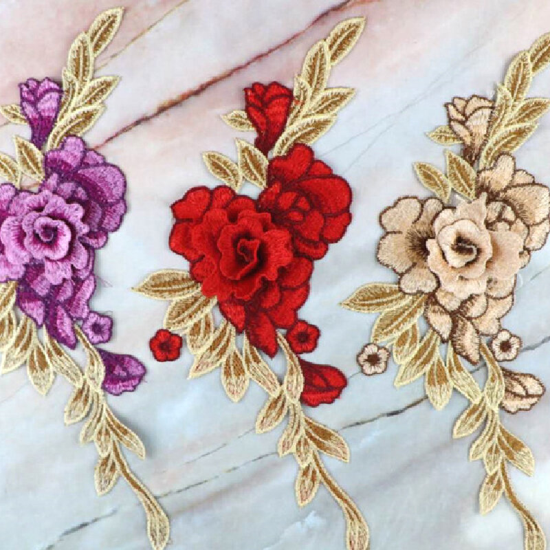 Bordado Flor Ferro Em Patch para Roupas, Emblema De Tecido, Applique Suprimentos Patches, Rosa Vermelha, 1PC, 4D