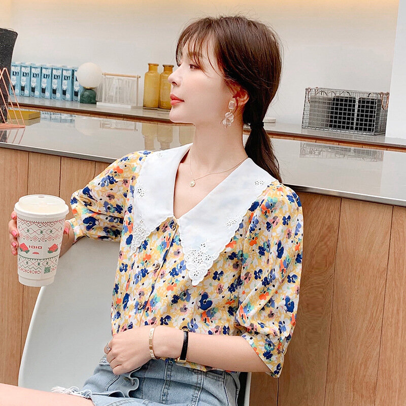 Blusa feminina estampa floral retrô chique, camiseta feminina design manga curta botões vintage