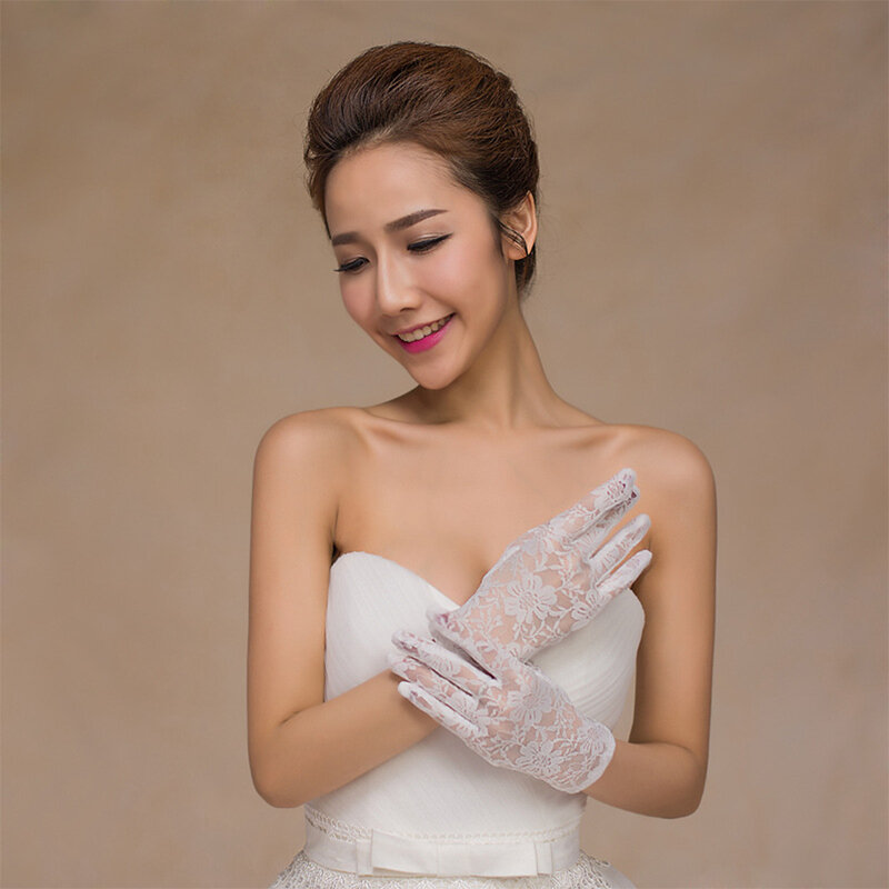 Molans dla nowożeńców Satin rękawiczki krótkie koronki wykończenia kości słoniowej ślub akcesoria dla nowożeńców na rękę długość rękawiczki ślubne 4 kolor