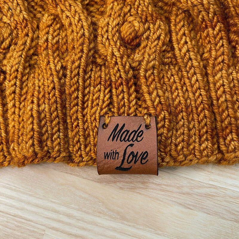 30pcs tags para itens feitos à mão de Couro de costura Personalizado rótulos de vestuário de tricô DIY Logotipo Da Marca crochê chapéus de vestuário etiqueta de cuidados