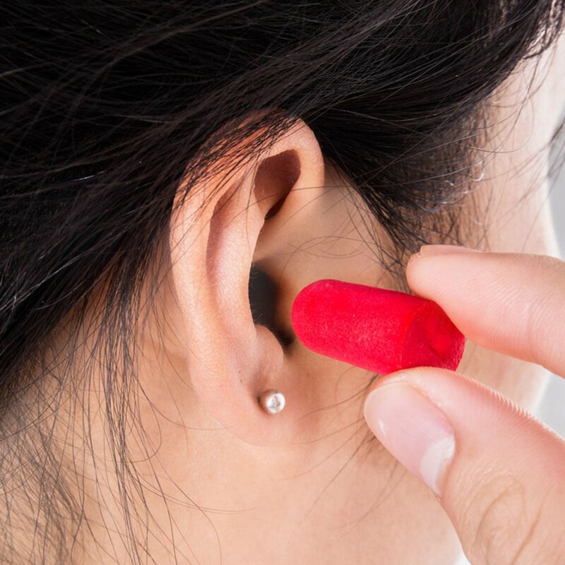 Miękka gąbka zatyczki do uszu izolacja akustyczna ochrona słuchu zatyczki do uszu redukcja szumów zatyczki do spania z workami kolor losowo