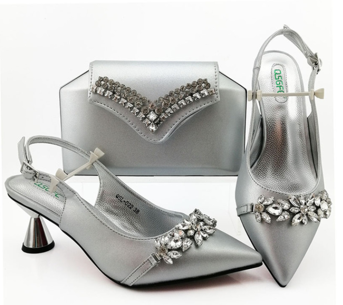 YEELOCA 2020 a001 تصميم جديد أنيق الأحذية الإيطالية وحقيبة مطابقة مريحة الكعوب أحذية الحفلات أحذية الزفاف KZ0669