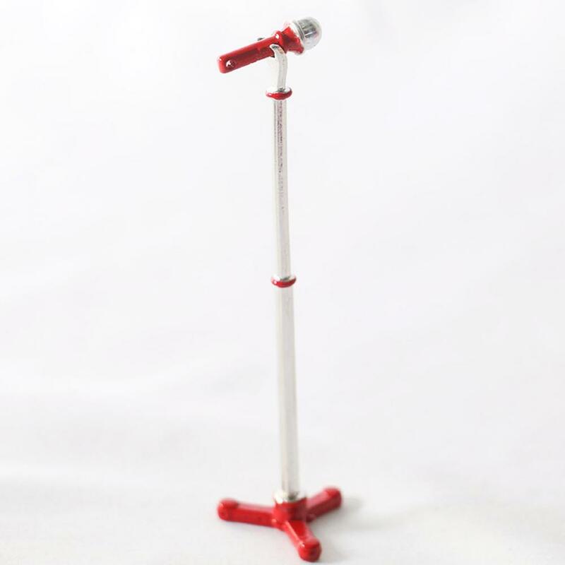 Microfone titular brinquedo compacto liga vívida miniatura microfone suporte modelo casa de bonecas para 1/12 boneca casa
