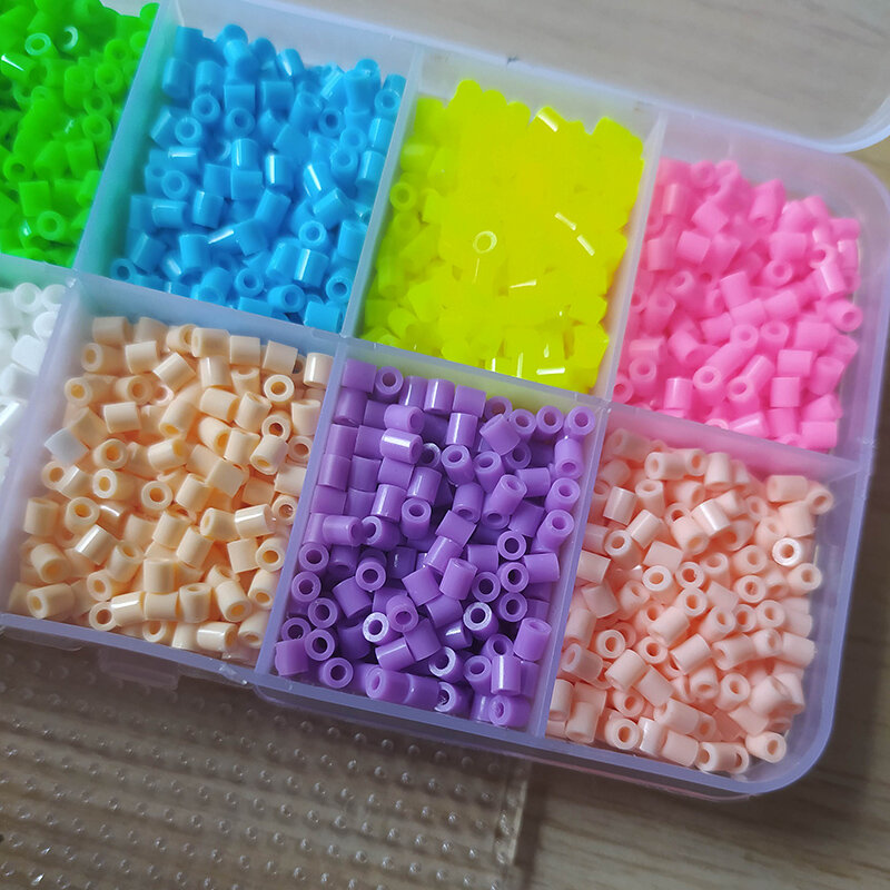 Mini Hama Beads for Kids, Perler Fuse Beads Brinquedos, DIY Toy for Children, Atividade Ferro, Disponível, Garantia de qualidade, 2.6mm, 4500Pcs por caixa