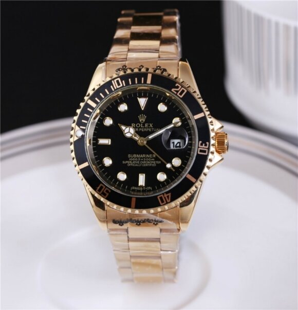 A005 nuovo caldo di alta qualità Rolex Mens Womens orologio al quarzo regalo di moda oro Casual orologi impermeabili 6868 ordini