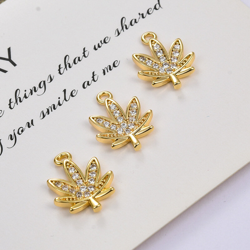 DIY Jewelry Accessories Vintage Alloy Pendant Maple Leaf Pendant DIY for Jewelry Making and Crafting Handmade Charm