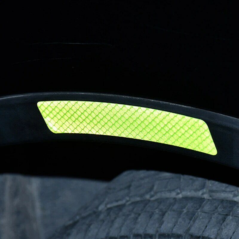 1Pcs Auto Car Stickers Wheel Rim Eyebrow Reflective Warning Strip Safety Warning Light Reflector Protective Mark Accessories