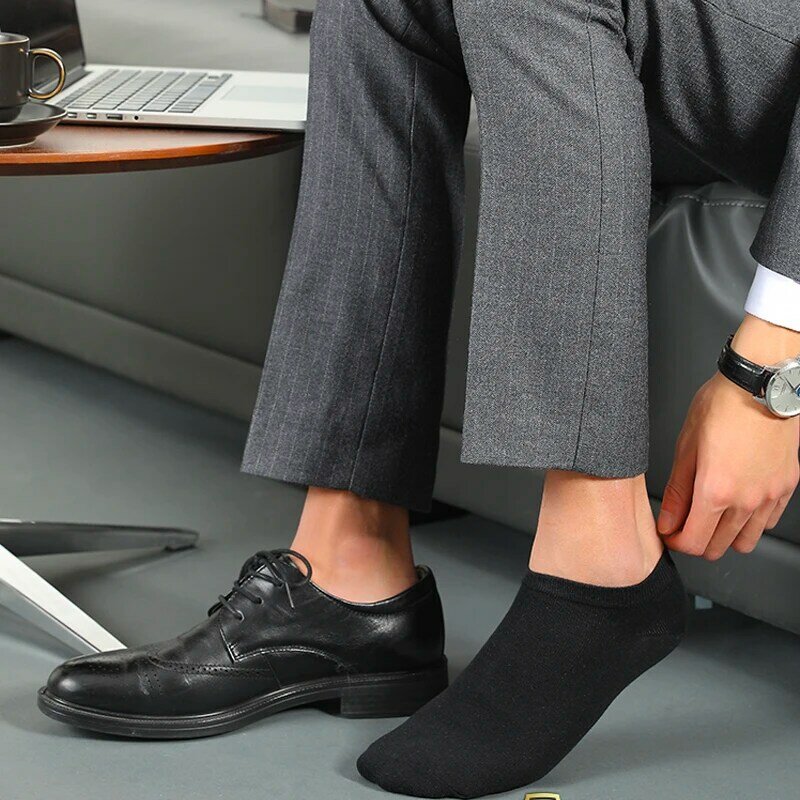 HSS ยี่ห้อ100% ฝ้ายผู้ชายถุงเท้าฤดูร้อนบาง Breathable ถุงเท้าคุณภาพดีไม่มีแสดงถุงเท้าเรือสีดำสั้นสำหรับนักเรียนขนาด39-44