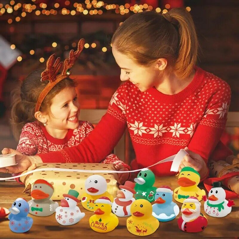 Bebek Natal massal 12 buah mainan kolam mandi bebek lucu Set mainan bak mandi kamar mandi perlengkapan pesta untuk karnaval sekolah dan luar ruangan