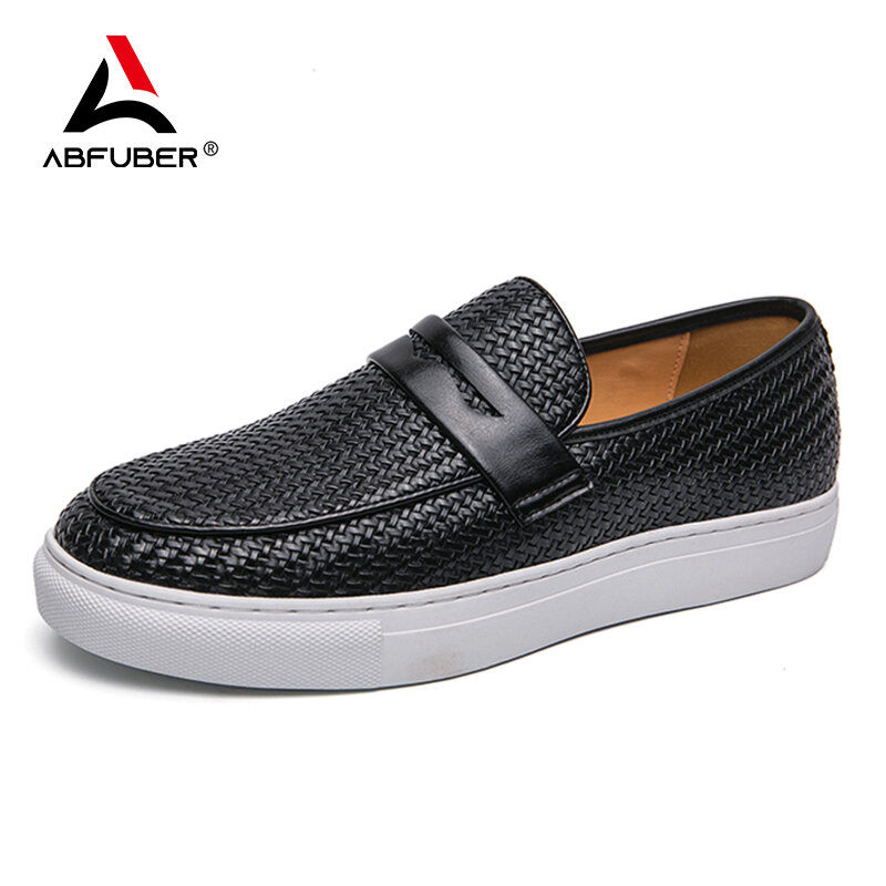 Fashion Slip On Loafers Men Shoes Board Soft Casual Leather Shoes Men Breathable Party Weave Pattern Shoes For Man Flat Free
