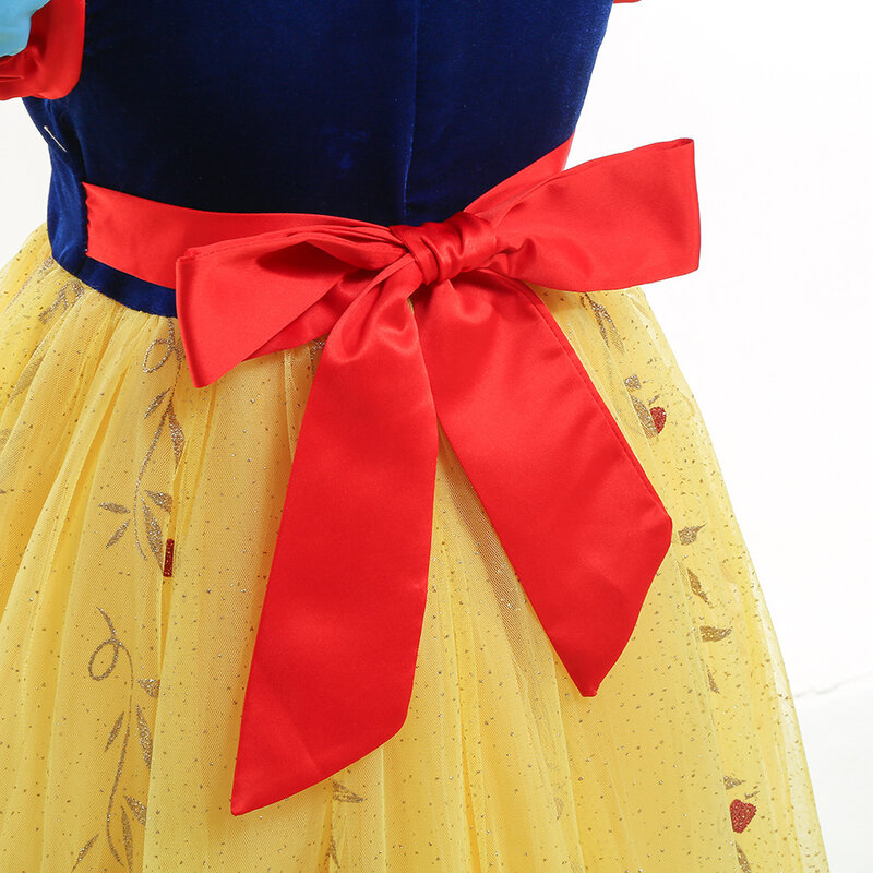 ชุดเดรสเด็กผู้หญิงลายสโนว์ไวท์ชุดเดรสสำหรับเด็กชุดคอสเพลย์แนวเจ้าหญิงคลาสสิกพร้อมเสื้อคลุมสำหรับเด็ก