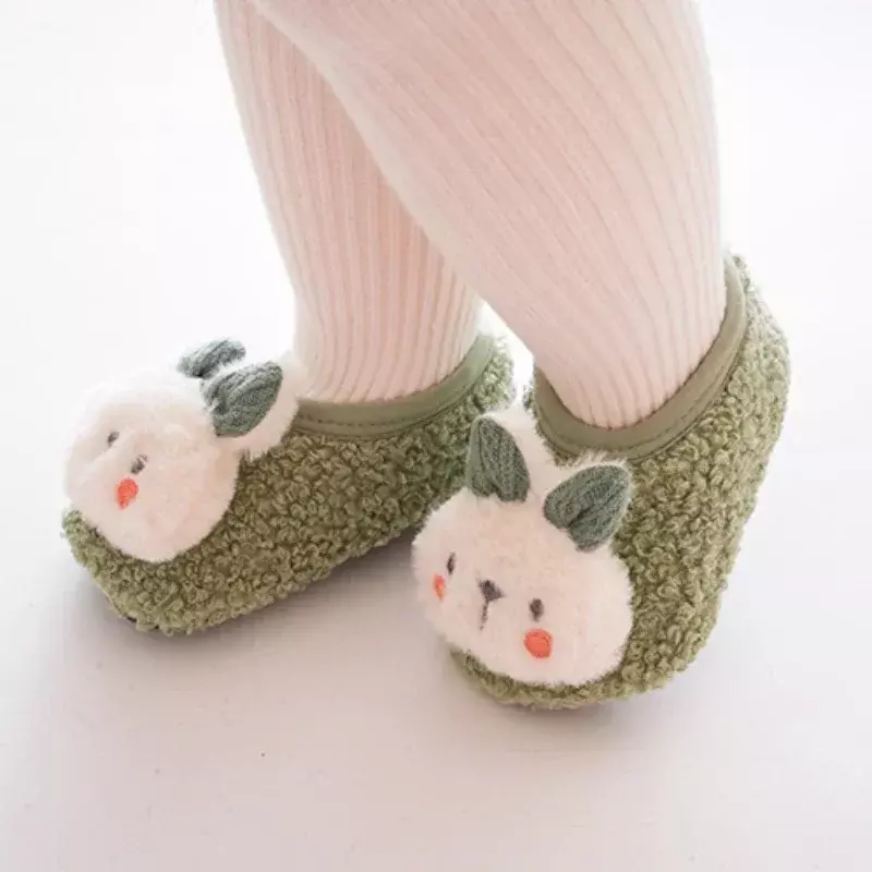 Pantofole per bambini in peluche calde autunno inverno scarpe per calzini da pavimento per bambini scarpe da passeggio antiscivolo morbide per bambini scarpe per bambini al coperto