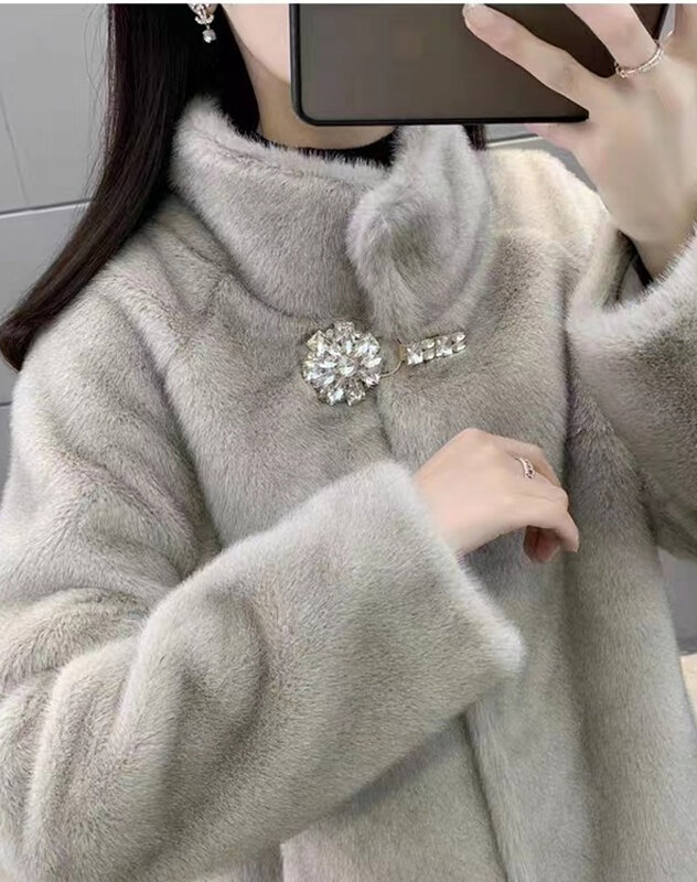 Winter Clothes Women Intensification Artificial Fur Coat for Women Golden Sable Velvet Fur Neck Warmer to a Coat Medium-length