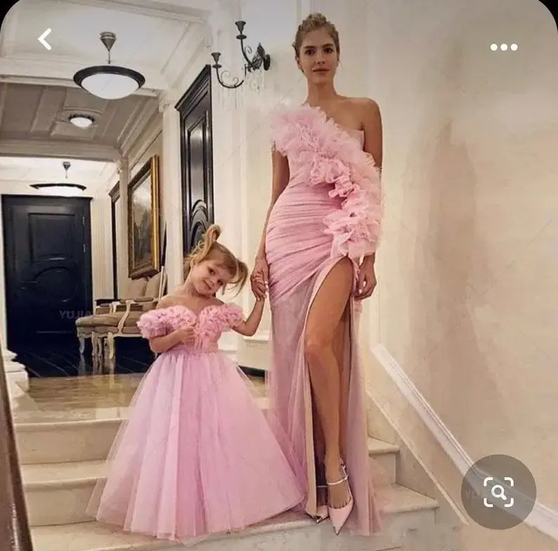 Gaun Prom merah muda ibu gaun Tulle pas badan gaun anak perempuan gaun malam pesta ulang tahun Ibu dan Anak pemotretan