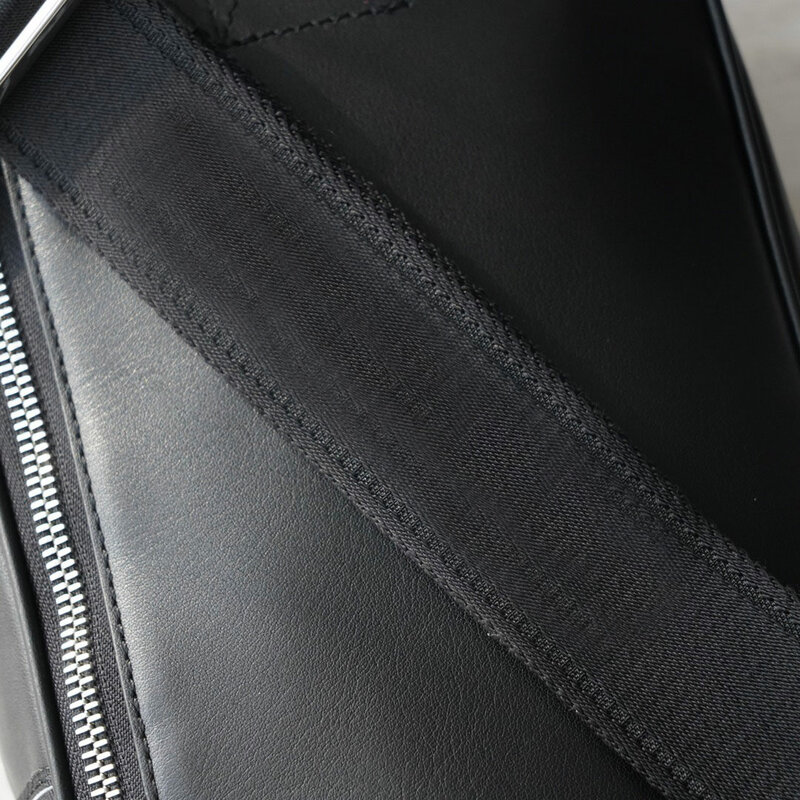 Luksusowa marka B torba na klatkę piersiowa biznes projekt w paski przyczynowa torba męska moda Casual Lapa skórzana torba na torba na klatkę piersiowa ramię torba męska