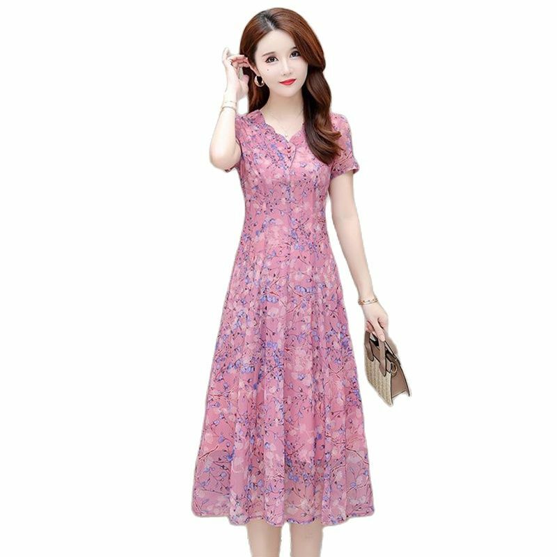 Приталенное Цветочное платье для женщин среднего возраста, Новинка лета 2023, модное темпераментное платье с V-образным вырезом и популярной юбкой в этом году
