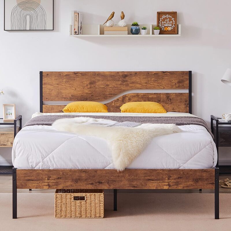 VECELO Pełnowymiarowa rama łóżka na platformie z rustykalnym drewnianym zagłówkiem i szafkami nocnymi, mocnym metalowym wspornikiem
