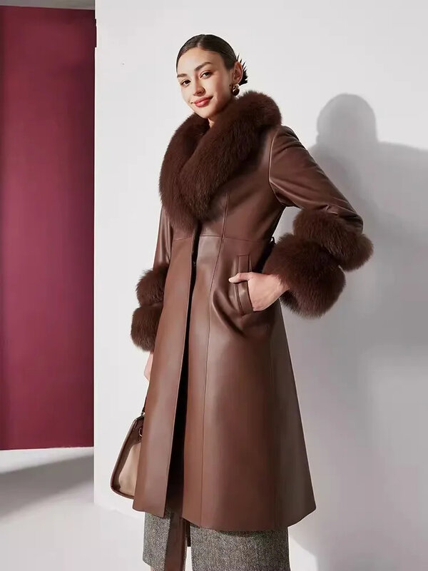 Donne di lusso banchetto collo di pelliccia di volpe lunga pelle di pecora giacca di vera pelle inverno caldo piumino d'oca con cintura elegante soprabito