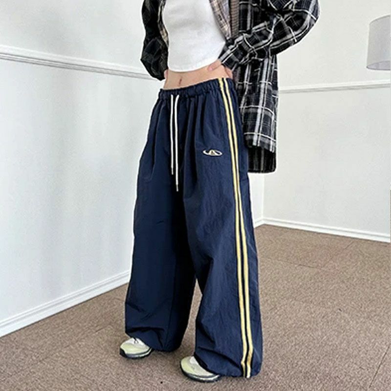 Deeptown Vintage bergaris celana olahraga wanita kaki lebar Mode Korea celana ukuran besar Y2k Jogging musim panas longgar kasual Kpop celana