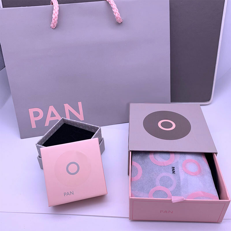 Coffret cadeau exquis adapté aux décorations Pandora, vente directe d'usine