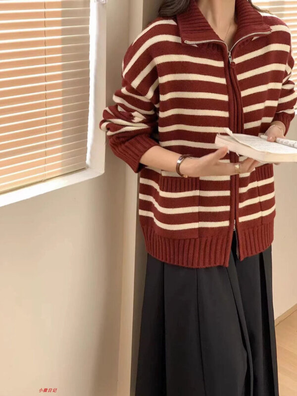 Cardigan a righe mezzo collo alto coreano Versatile maglione lavorato a maglia con cerniera per abbigliamento donna primavera Casual semplice cappotto femminile