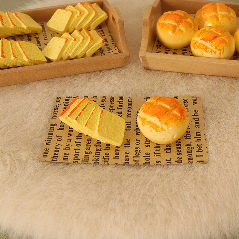 Doll House Miniature Food Toy Pineapple Bun Bread Tray Scene Model Ornaments Shooting Props