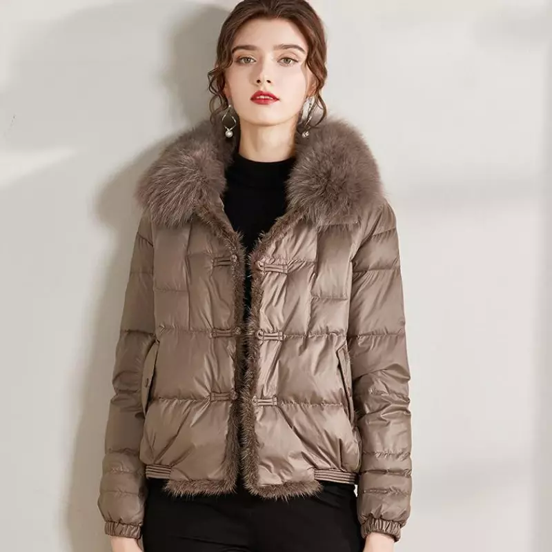 女性のための本物のキツネの毛皮の襟が付いたダックダウンジャケット,短い暖かいコート,ルーズフィット,ヴィンテージのパーカー,冬のコート,90%,白,新しい