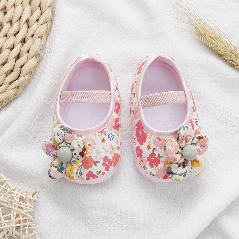 Stampa floreale cotone primi camminatori neonate calzature estate primavera Toddlers Flower Prewalke scarpe in cotone rosa suola morbida