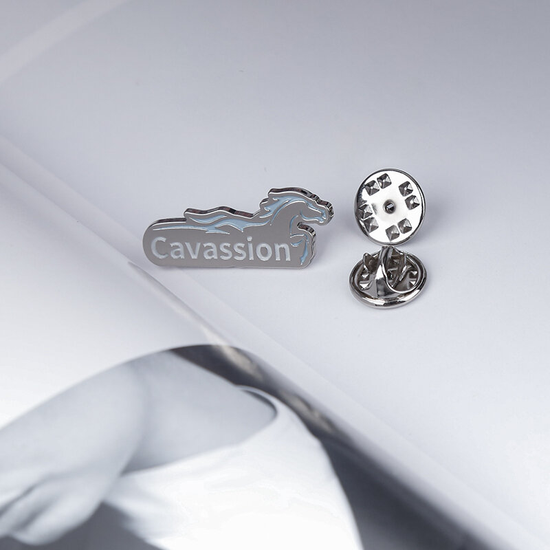 ชุด Cavassion เข็มกลัดติดหน้าอกชุดขี่ม้าเข็มกลัดการตกแต่งเสื้อผ้า pin8115032ของอัศวิน