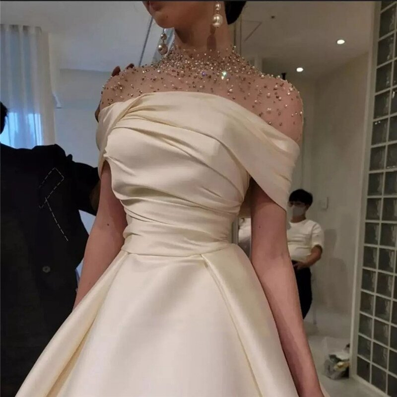 2023 A-Line Knee Length Zipper Custom Made Bridal Gown Charming Champagne High-Neck Beaded Short Sleeves Satin Prom Dresses