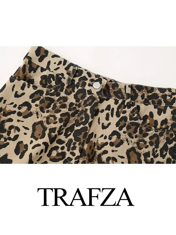 Женские короткие брюки на пуговицах TRAFZA, уличные шорты с леопардовым принтом и карманами на молнии, весна 2024, Y2K, женская верхняя одежда