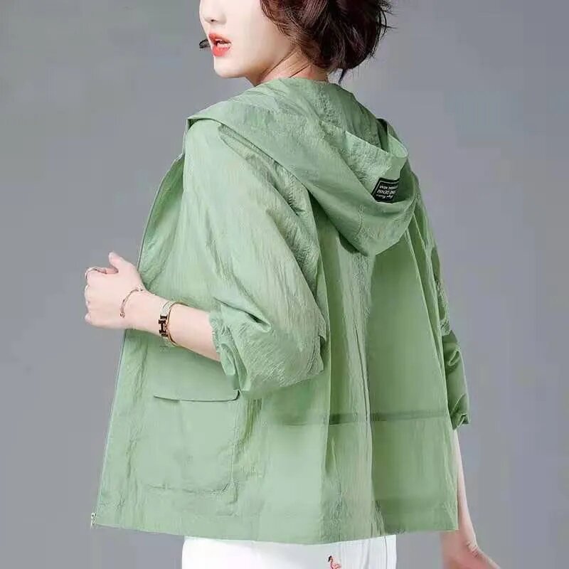 2024 Female Nine Points Sleeve Hooded Sunscreen Clothing Jacket Women Large Size Versatile Ultraviolet-proof Sunscreen Tops Coat