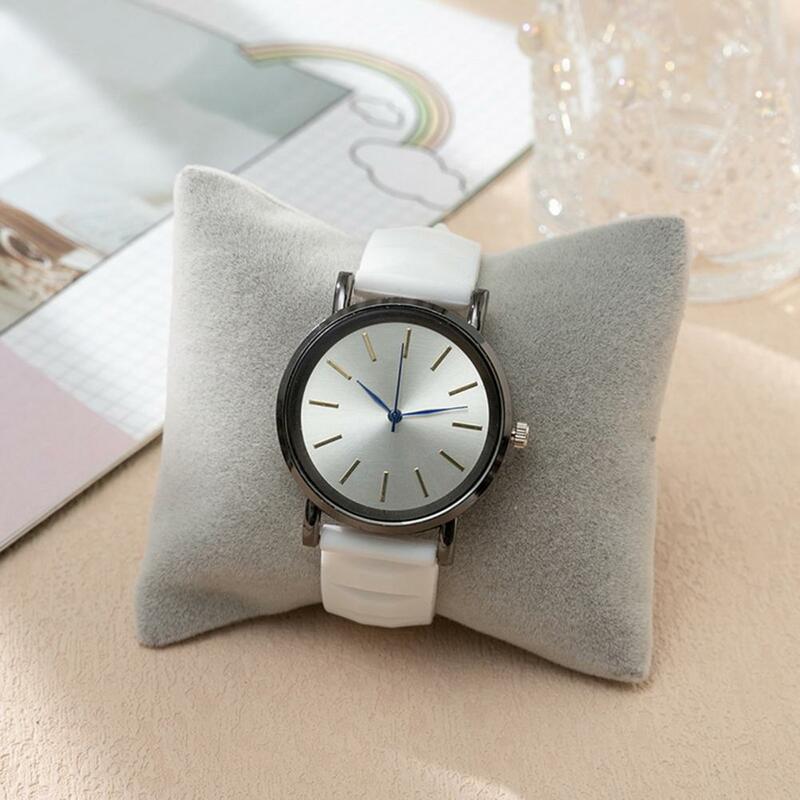 Relógio colorido de quartzo de silicone feminino, relógio de pulso diário com mostrador redondo, cronometragem precisa, datação diária