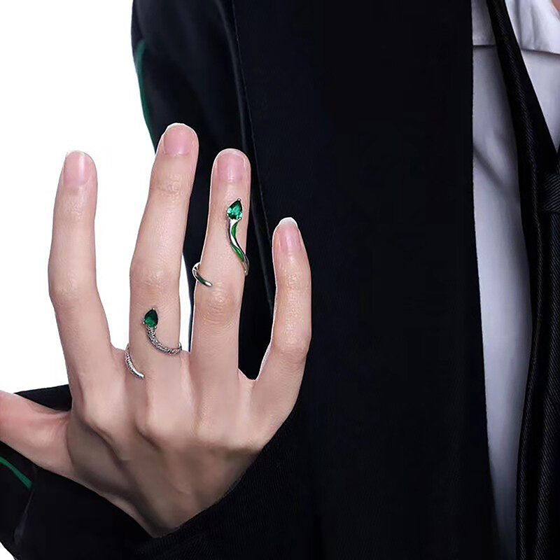 Wykwintny pierścionek z zielonym wężem Osobowość damska Moda Temperament Otwarty prezent na pierścionek
