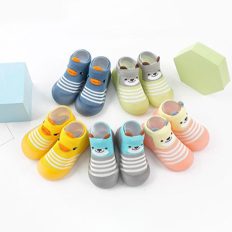 Sepatu Sneaker anak-anak, Kasut lantai anti slip sol karet Orok kartun hewan baru lahir